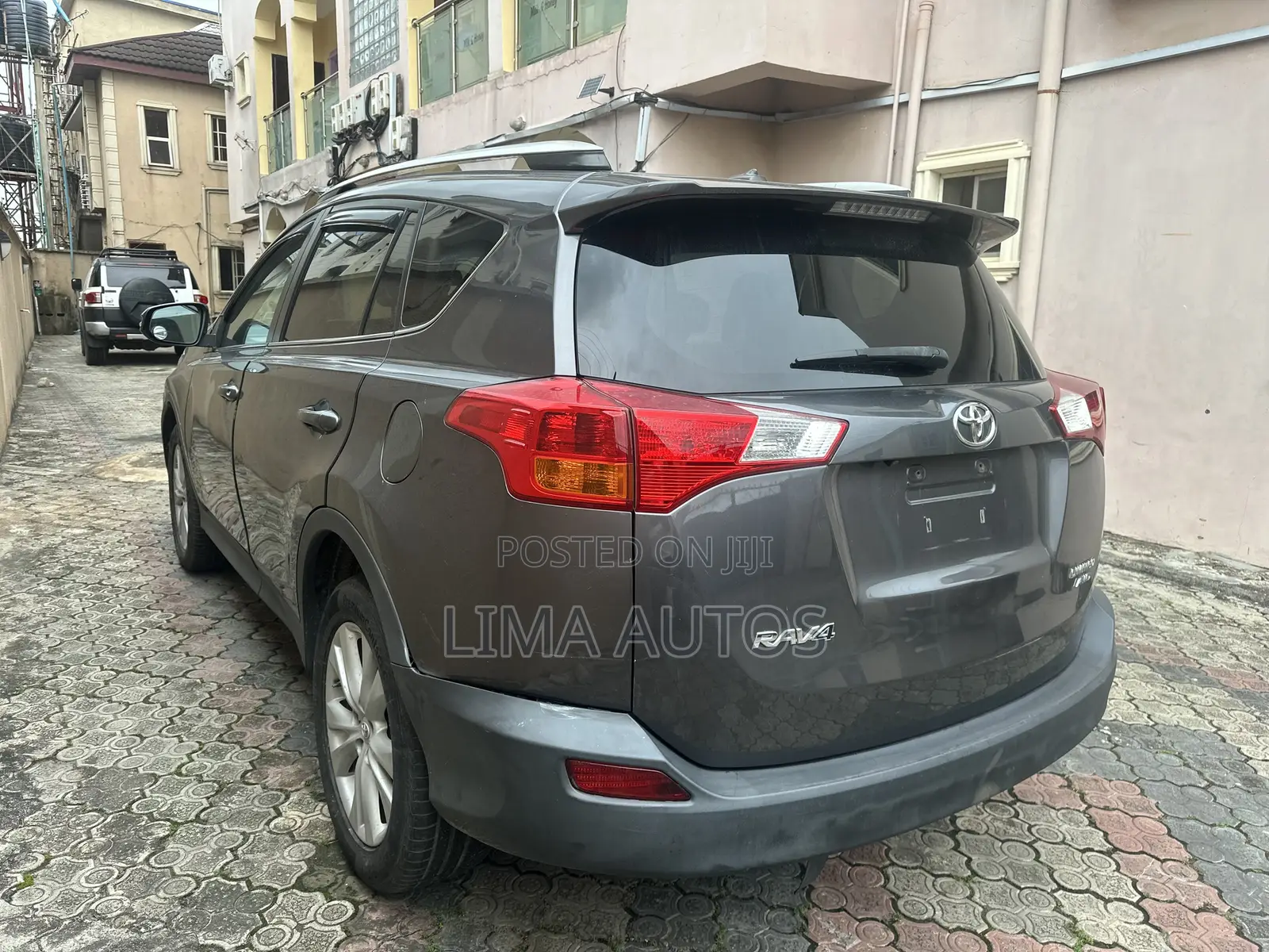 Toyota RAV4 Limited 4dr SUV AWD (2.5L 4cyl 6A) 2015 Gray