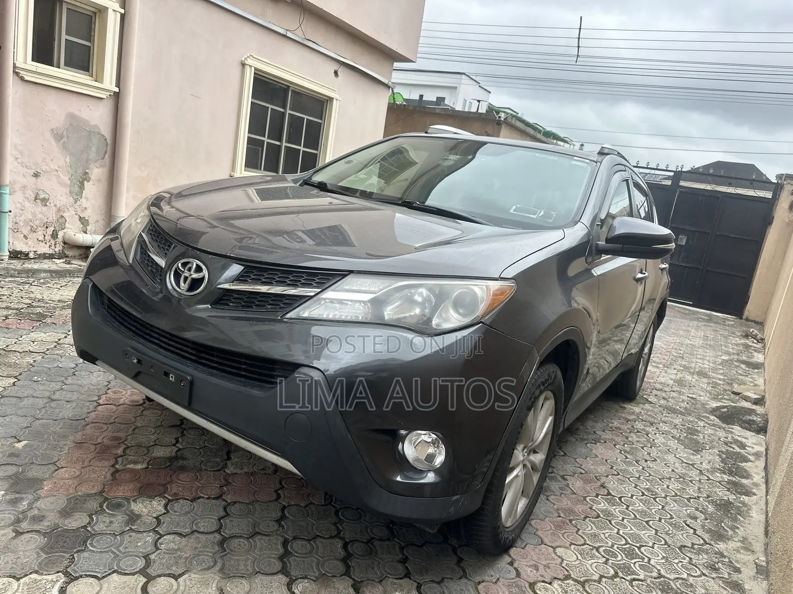 Toyota RAV4 Limited 4dr SUV AWD (2.5L 4cyl 6A) 2015 Gray