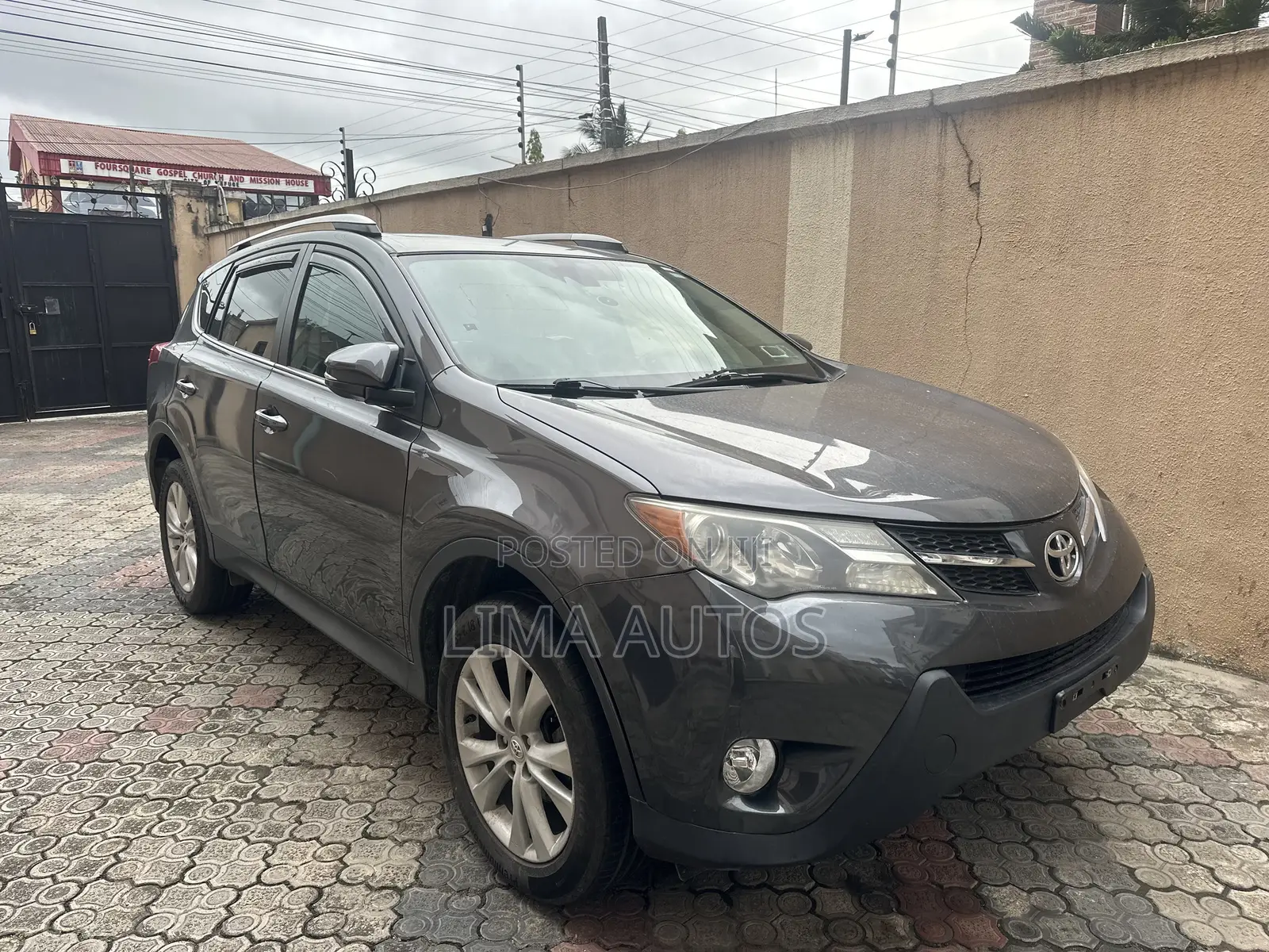 Toyota RAV4 Limited 4dr SUV AWD (2.5L 4cyl 6A) 2015 Gray