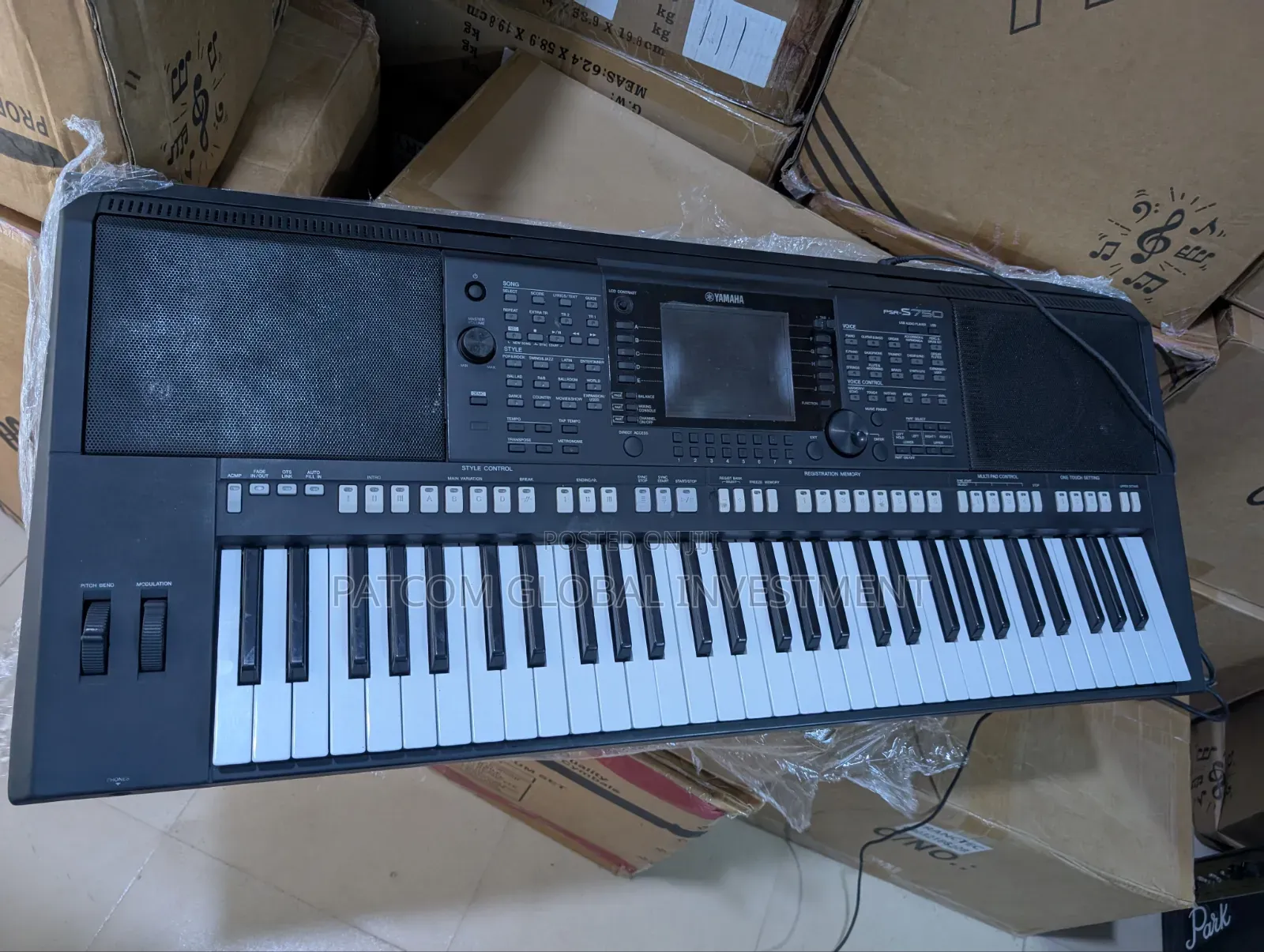 London Used Yamaha Keyboard PSR S750
