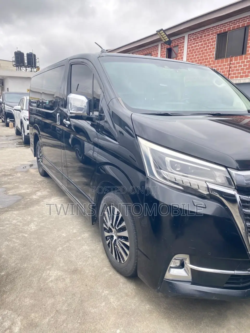 New Toyota Granvia 2023 Black