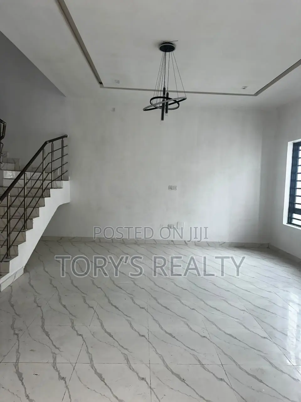 3bdrm Duplex in Lekki Phase 2 for rent