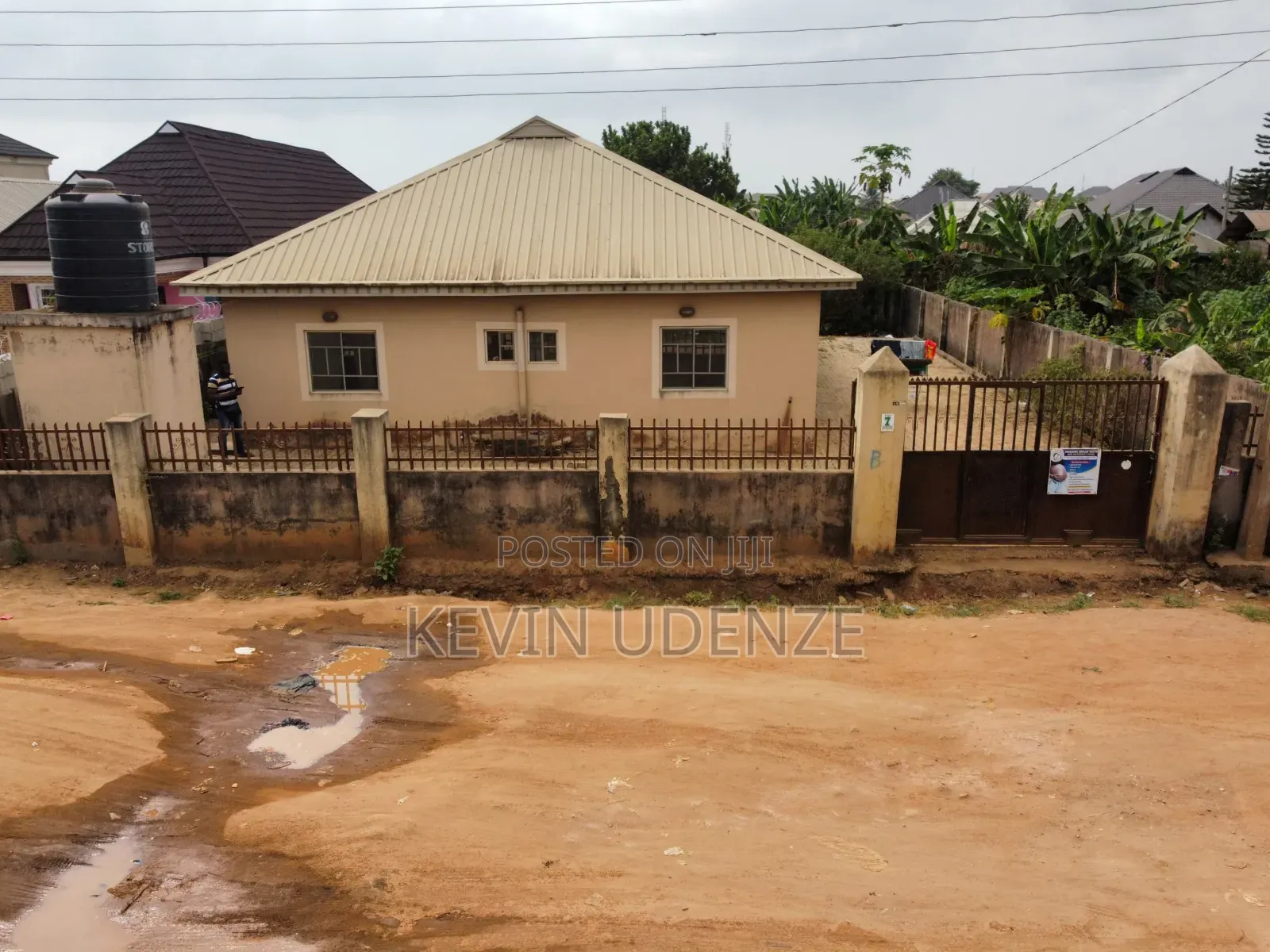 4bdrm Bungalow in Igbogbo for sale