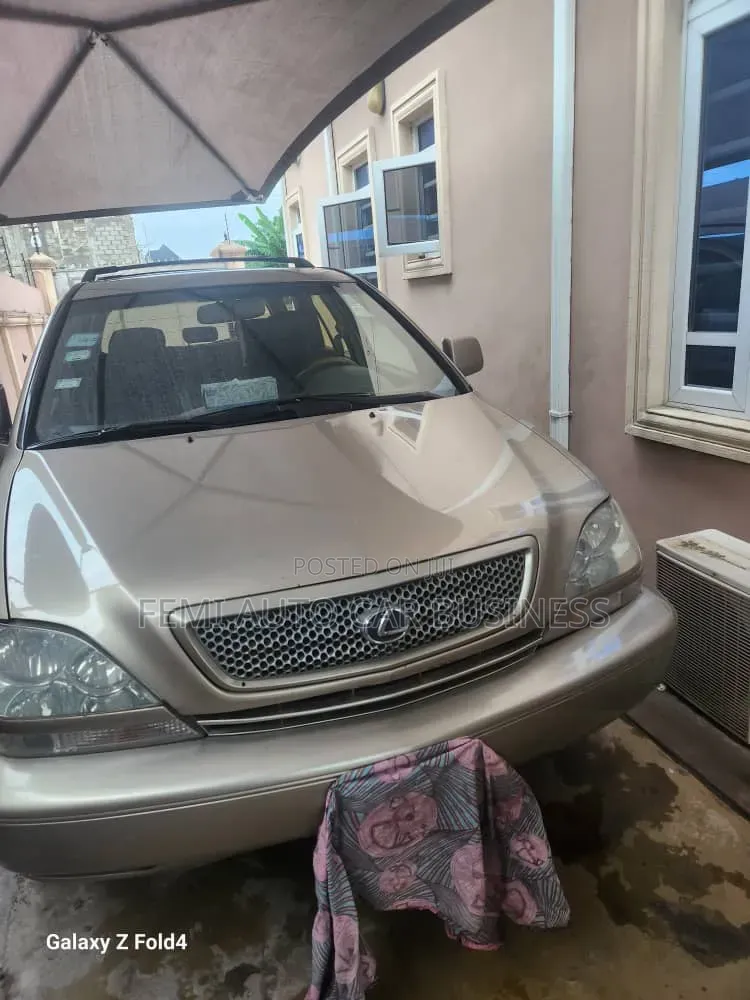 Lexus RX 2005