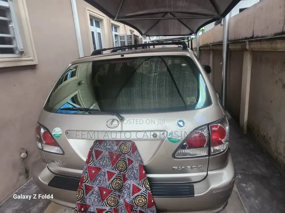 Lexus RX 2005
