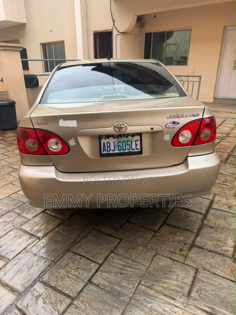 Toyota Corolla 2006 Gold