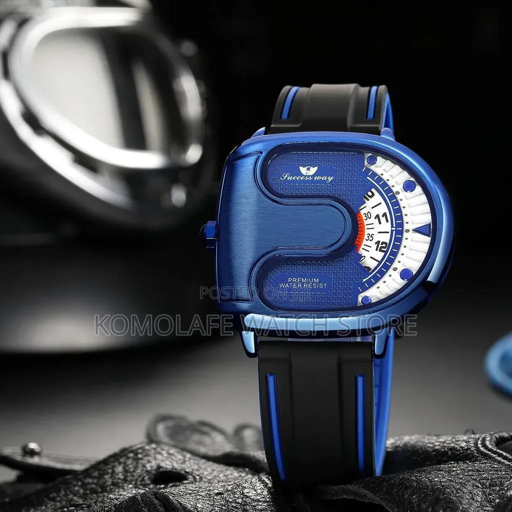 Successway Horse-Shoe Shape Rubber Premium Wristwatch