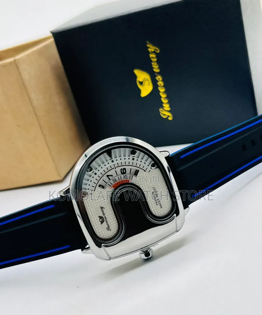 Successway Horse-Shoe Shape Rubber Premium Wristwatch