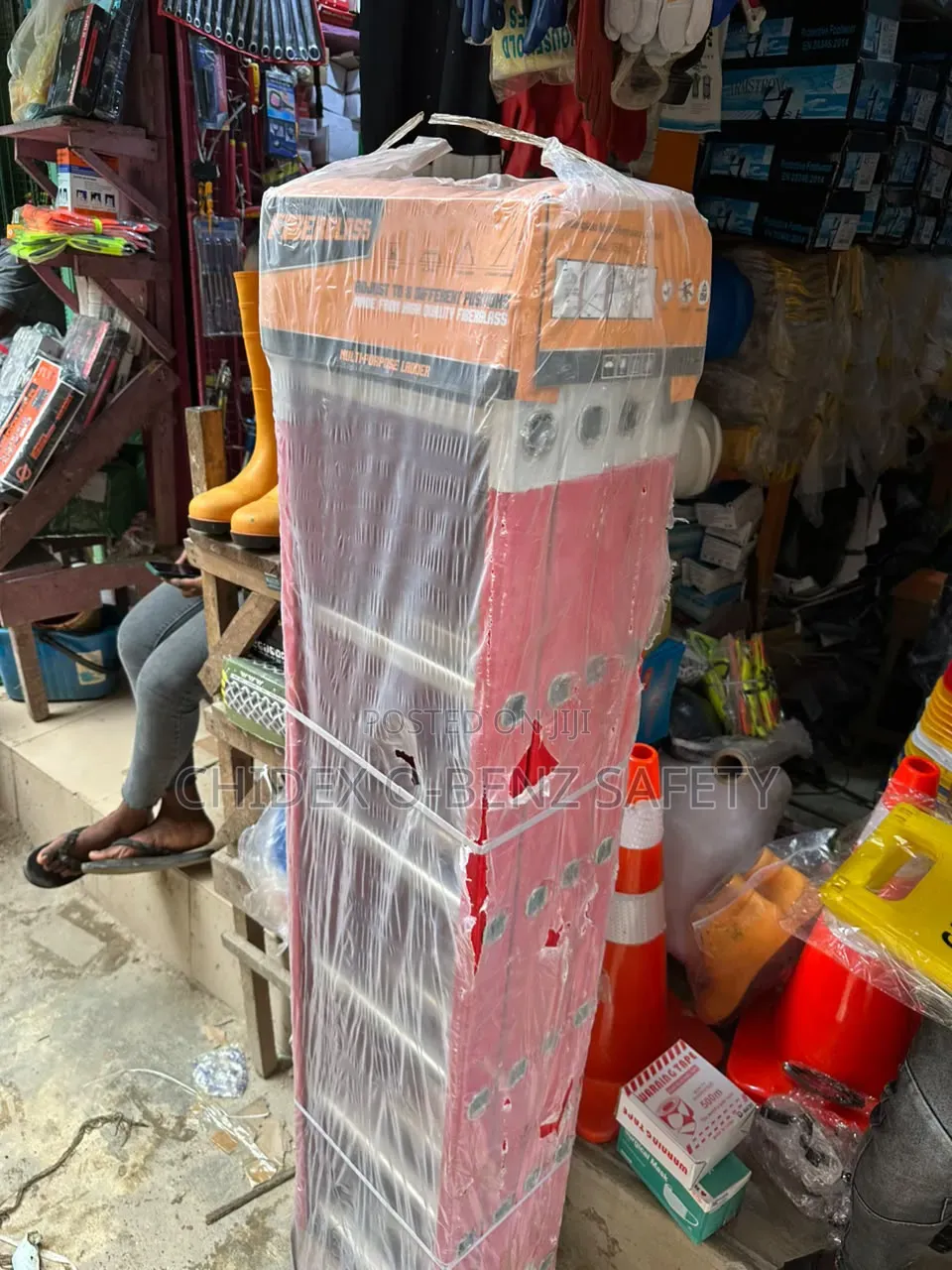 Upstrong Fiberglass 4by6 Multi Purpose Ladder