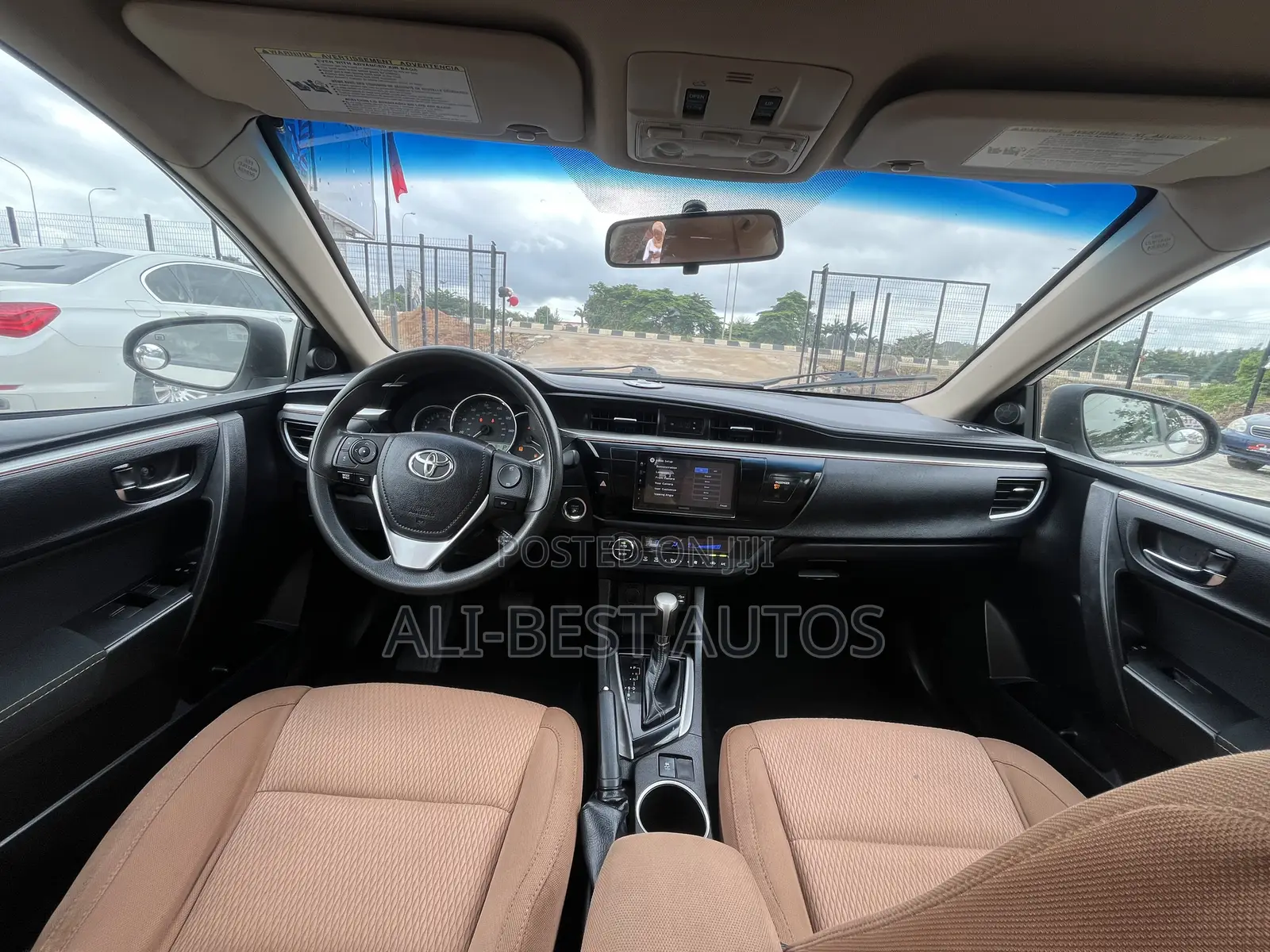 Toyota Corolla 2015 White
