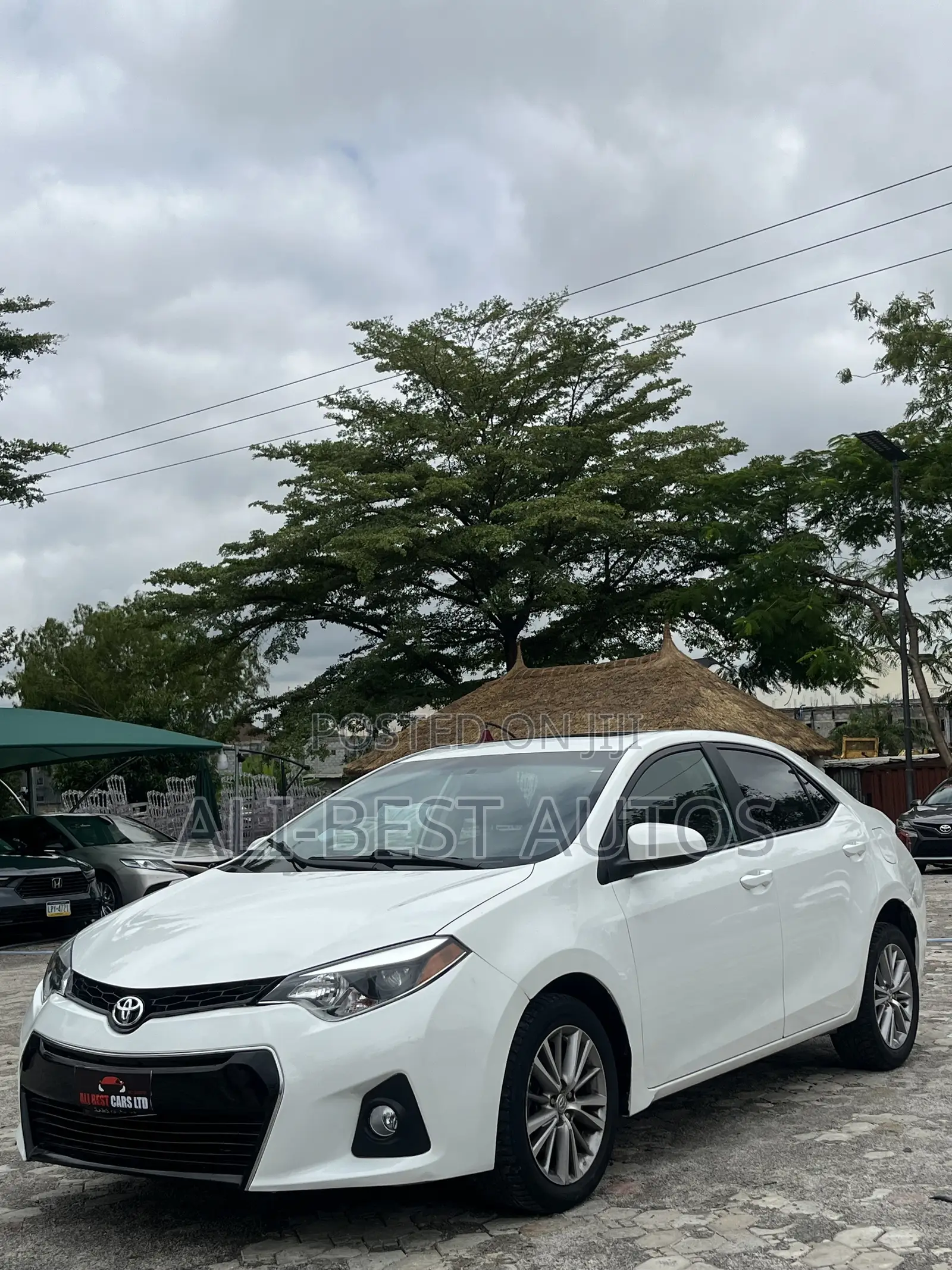 Toyota Corolla 2015 White