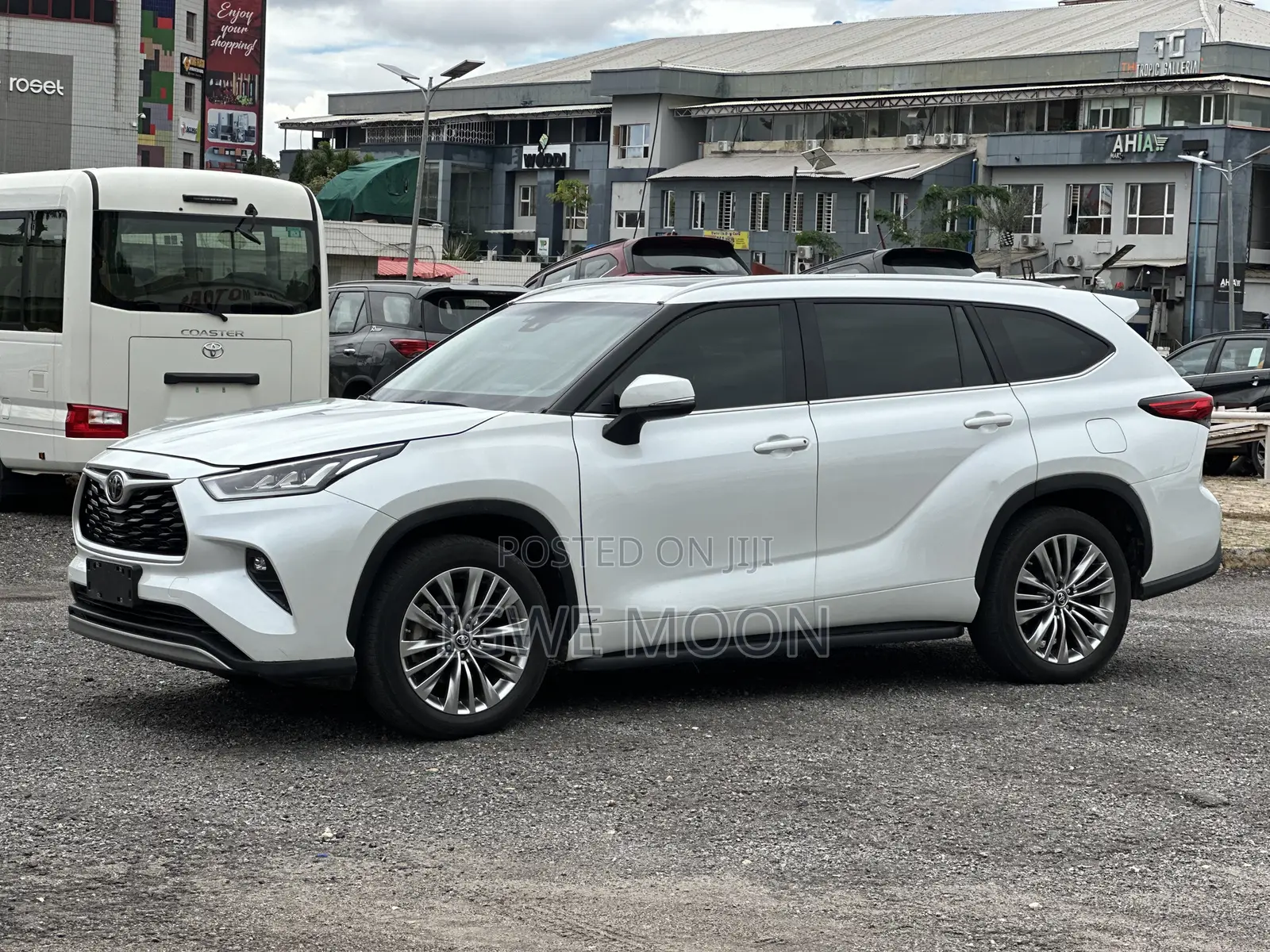 Toyota Highlander XSE 2022 White