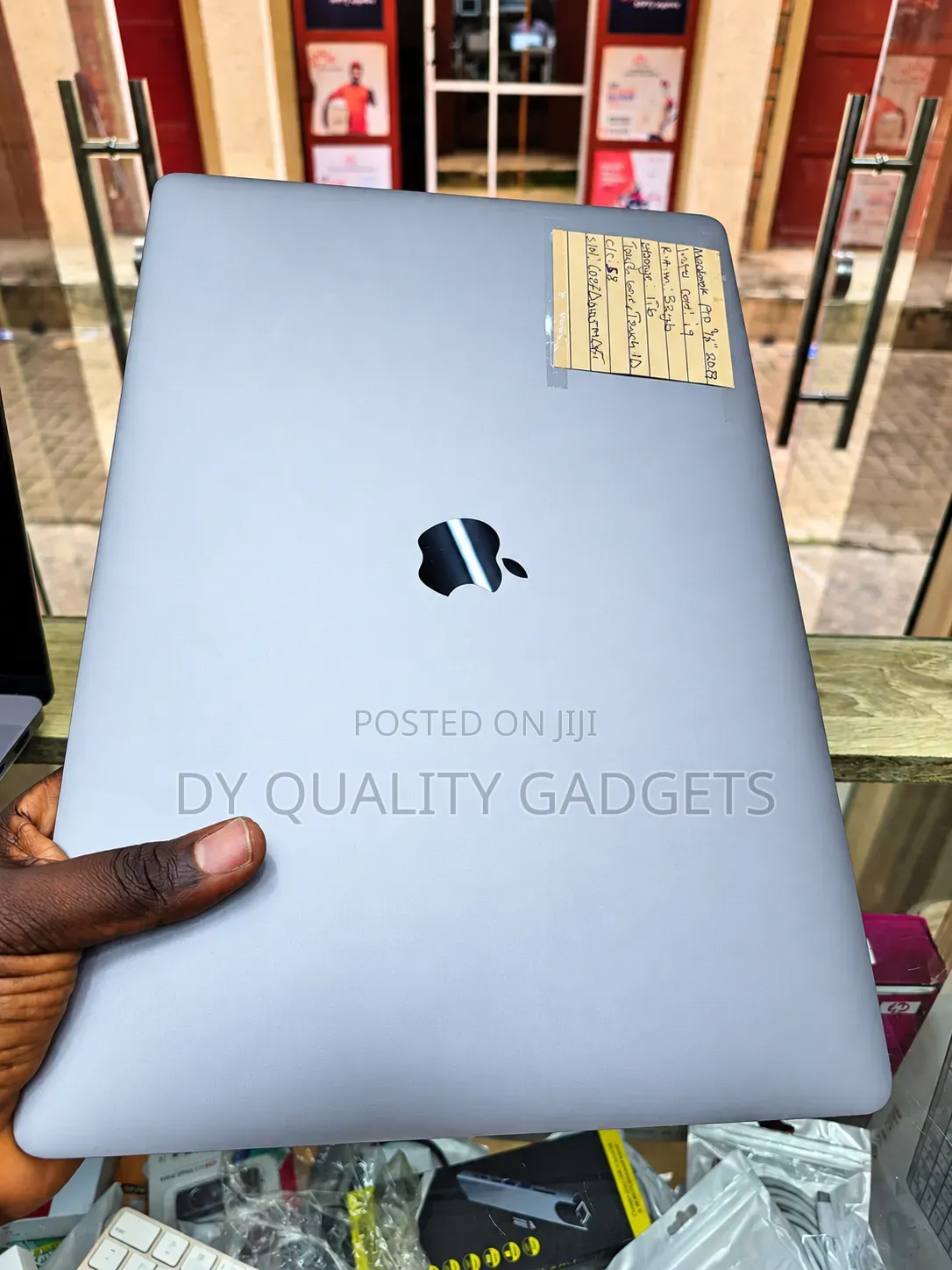 Laptop Apple MacBook Pro 2019 32GB Intel Core i9 SSD 1T