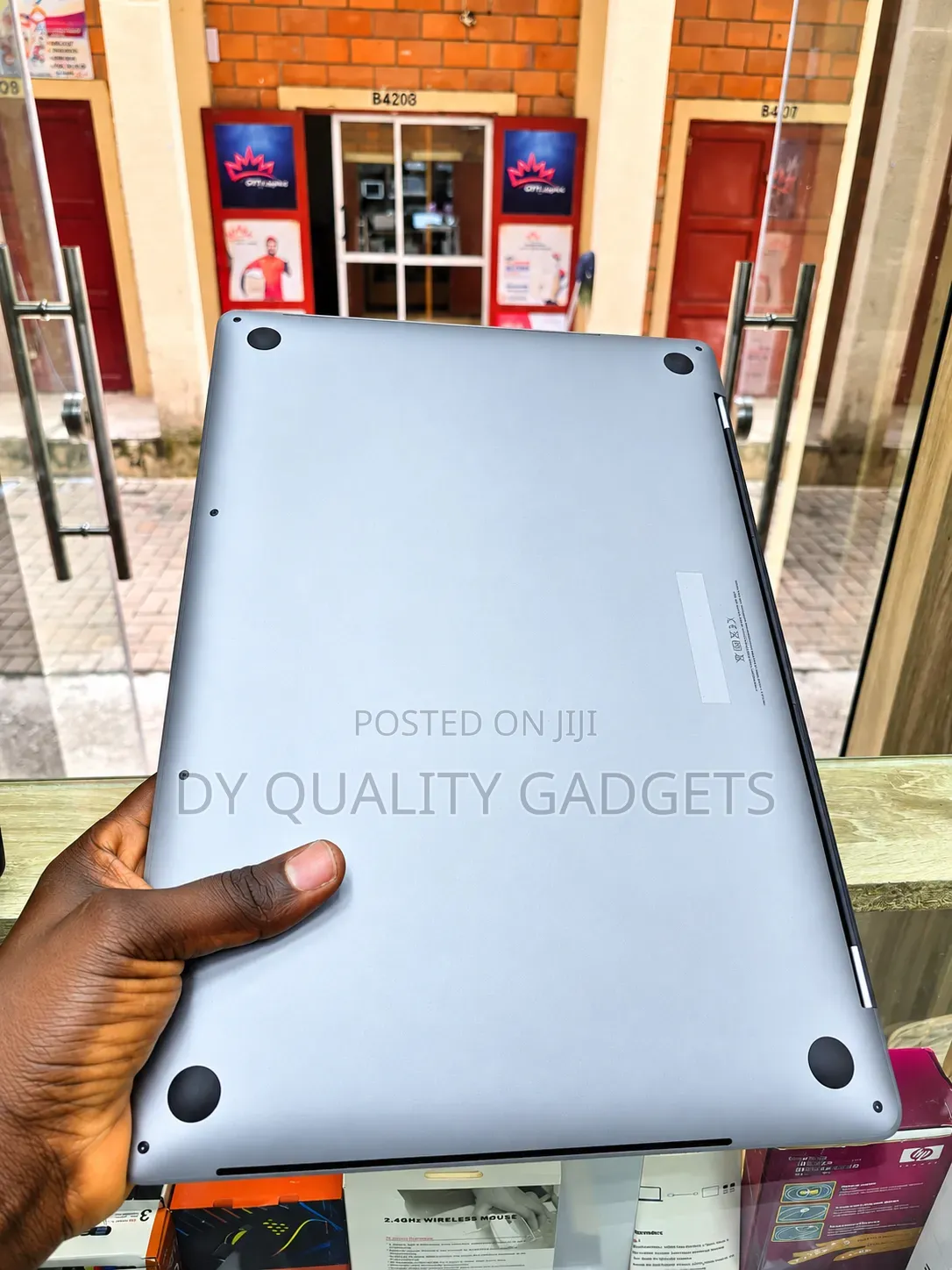 Laptop Apple MacBook Pro 2019 32GB Intel Core i9 SSD 1T