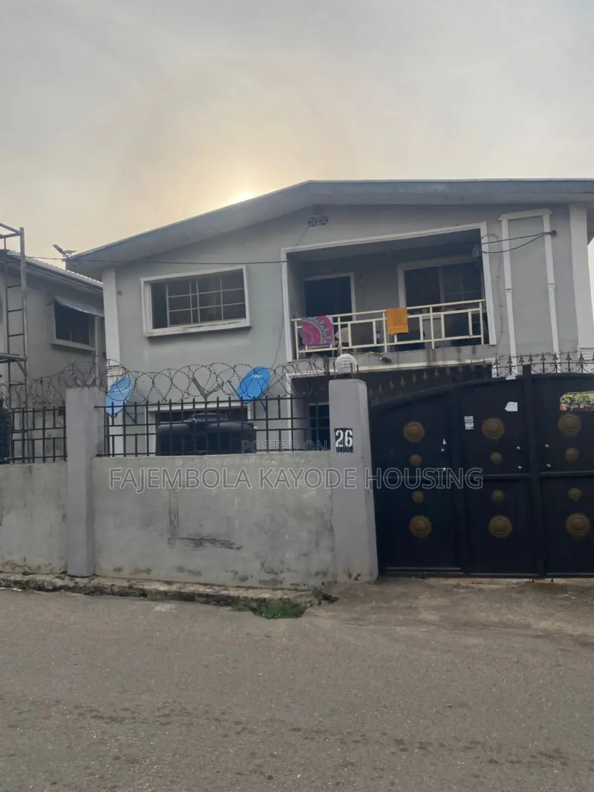 3bdrm Block of Flats in Felele, CHallenge / Ibadan for sale