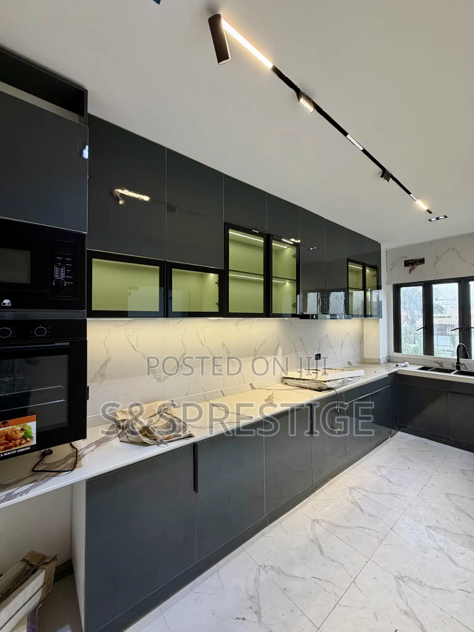 2bdrm Apartment in Banana Island for sale