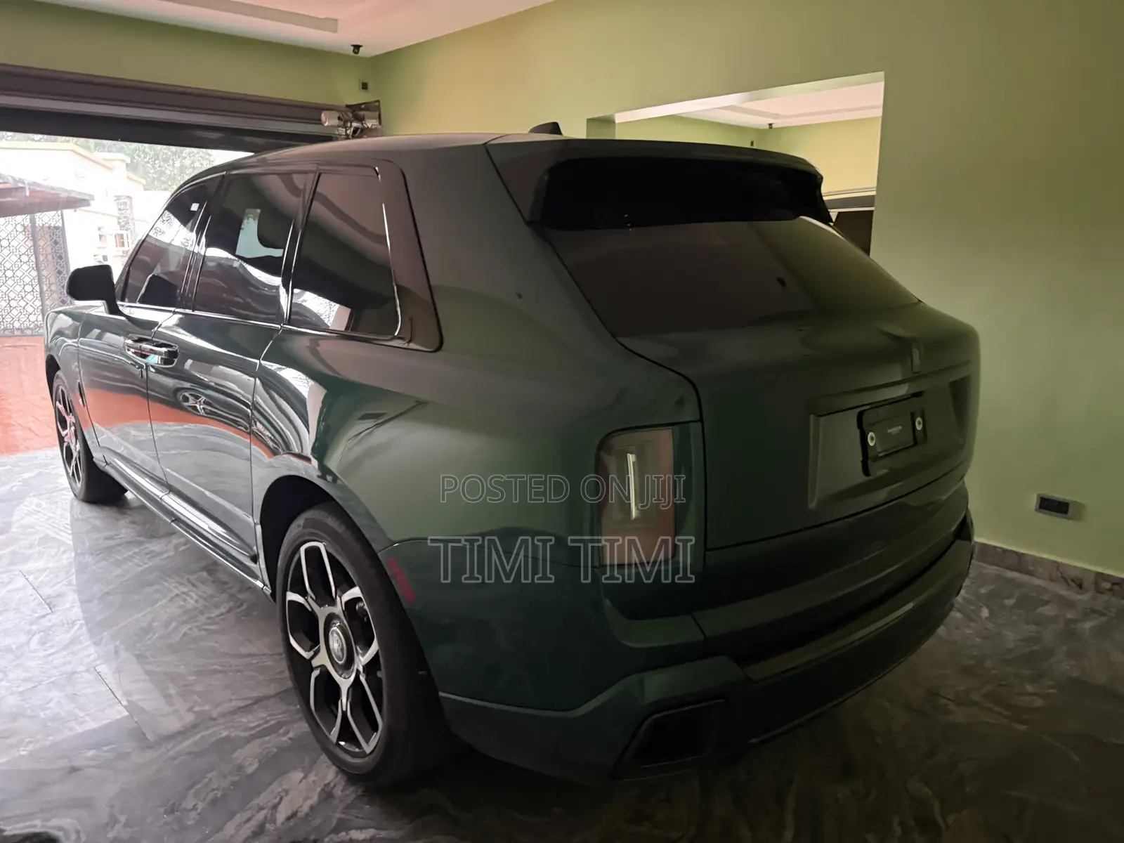 New Rolls-Royce Cullinan Black Badge 2026 Green