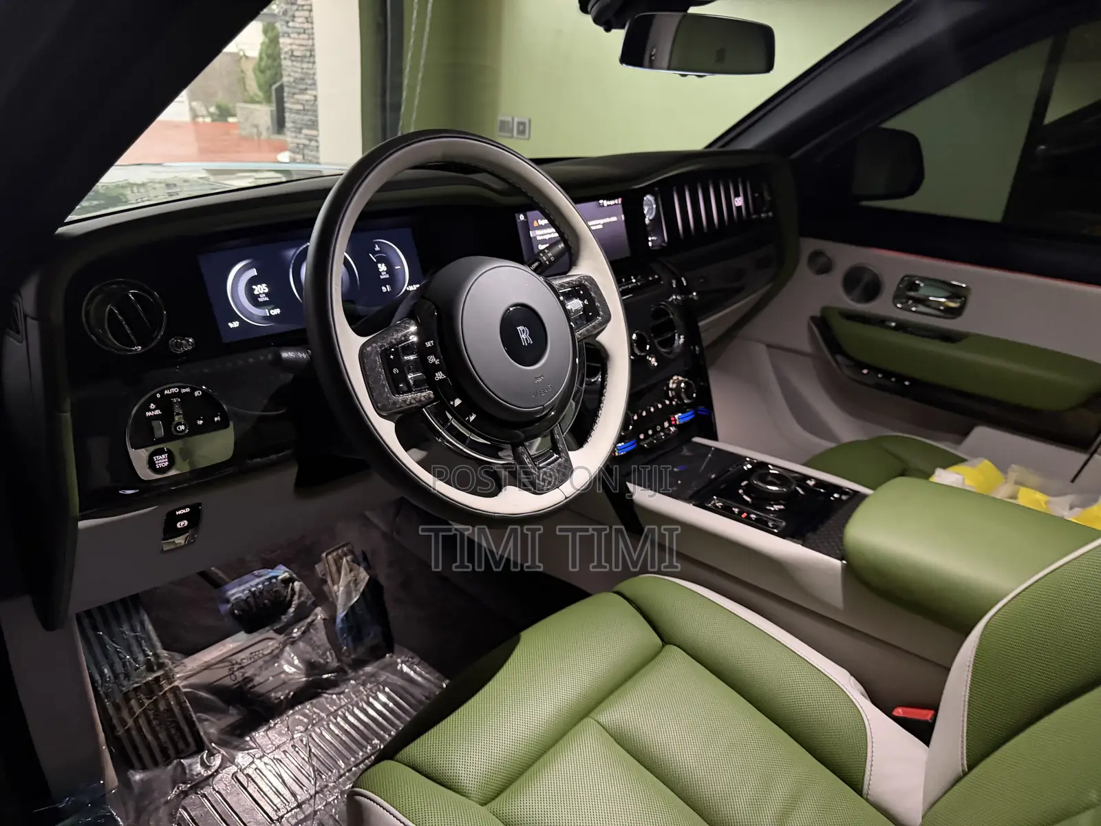 New Rolls-Royce Cullinan Black Badge 2026 Green