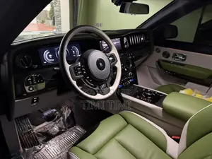 New Rolls-Royce Cullinan Black Badge 2026 Green