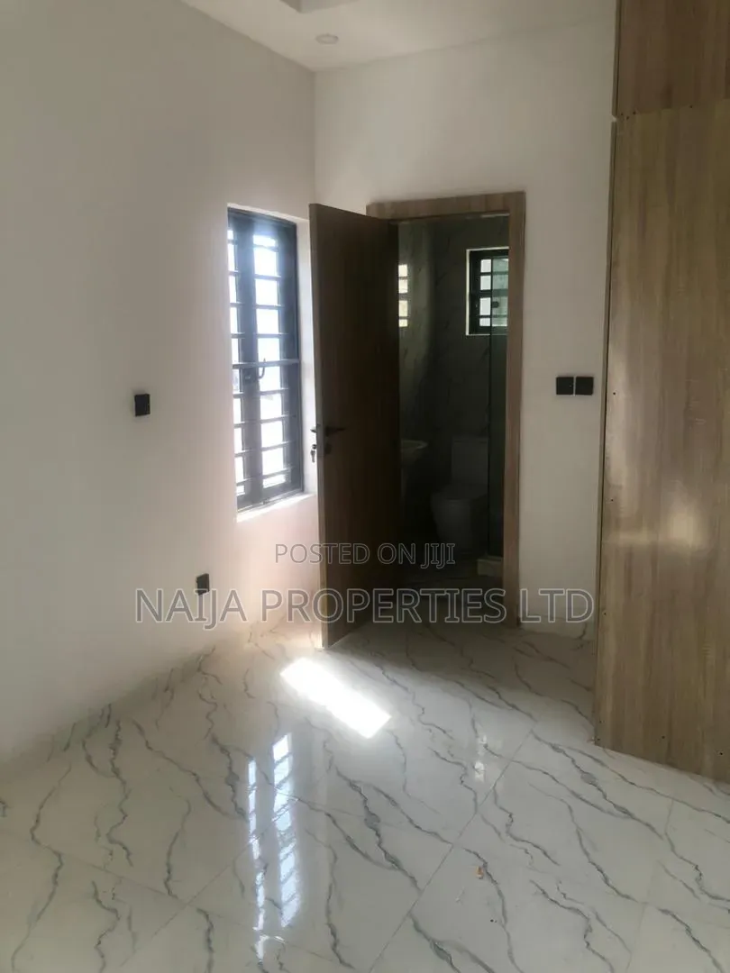 4bdrm Duplex in Lekki Conservation, Chevron for rent