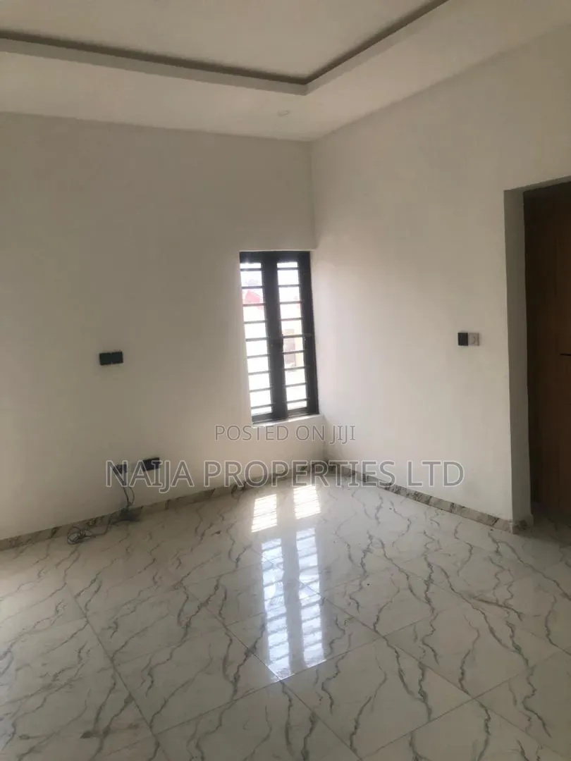 4bdrm Duplex in Lekki Conservation, Chevron for rent