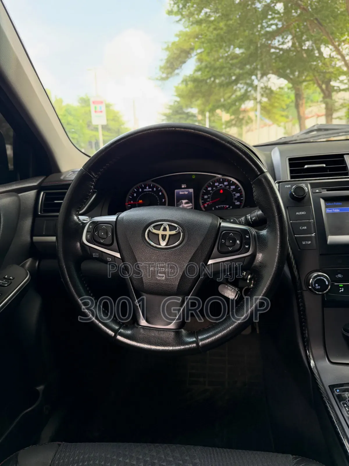 Toyota Camry 2015 Silver