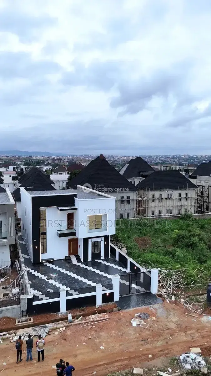 Furnished 4bdrm Duplex in Enugu State for sale