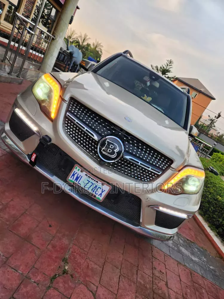 Mercedes-Benz GLK-Class 350 2012 Gold
