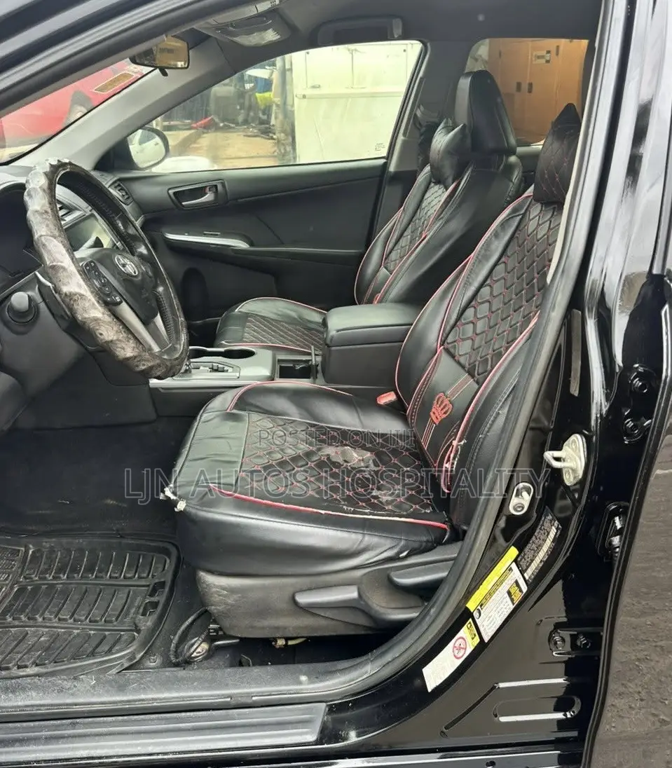 Toyota Camry SE 4dr Sedan (2.5L 4cyl 6A) 2013 Black