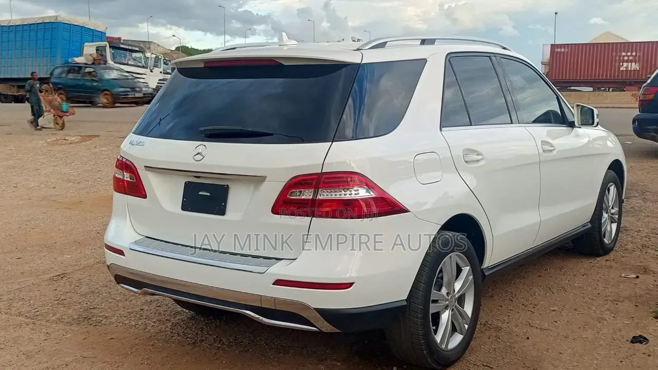 Mercedes-Benz M Class 2015 White