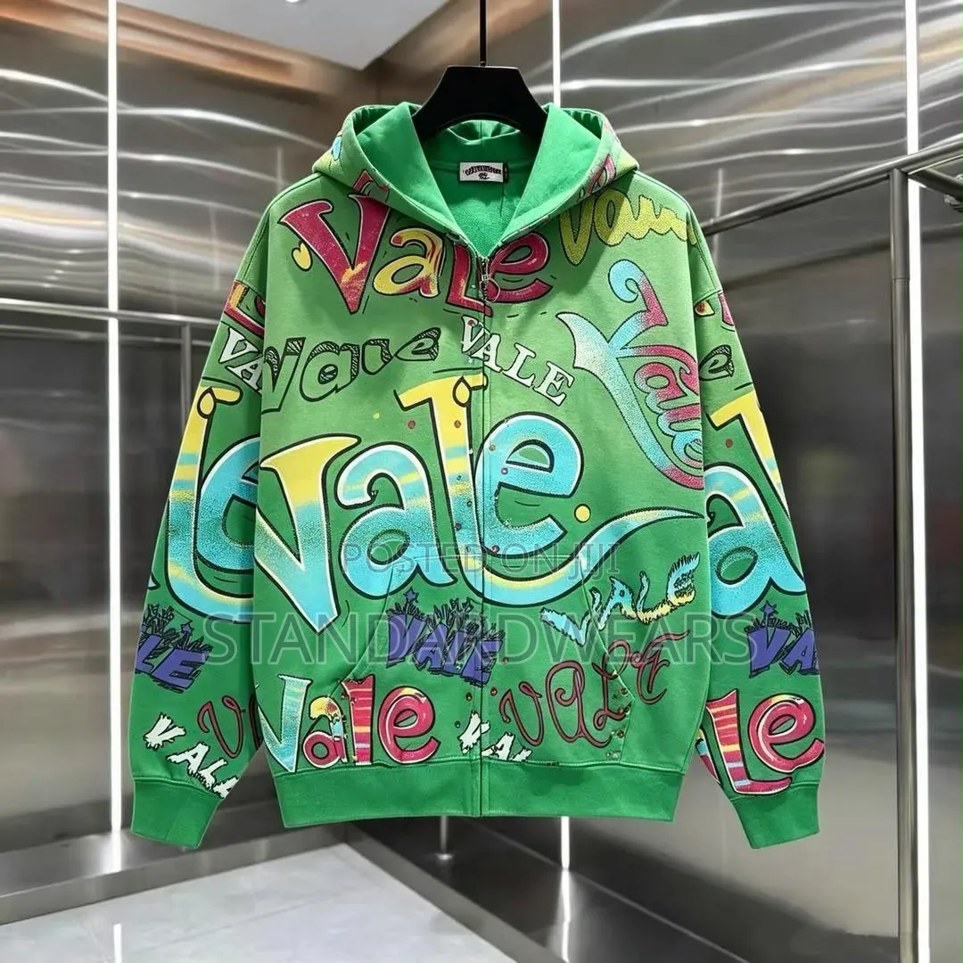 Graffiti Print Zip-Up Hoodie – Oversized