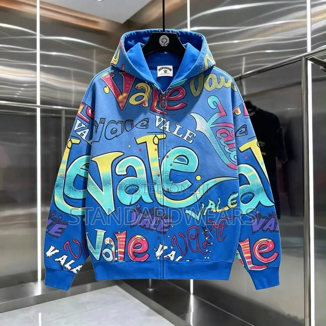 Graffiti Print Zip-Up Hoodie – Oversized