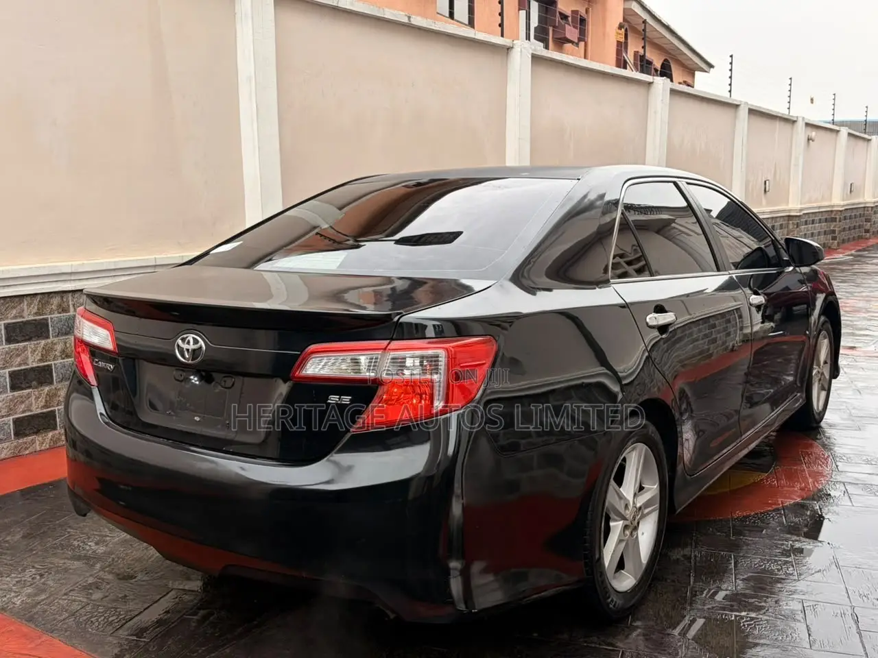 Toyota Camry SE 4dr Sedan (2.5L 4cyl 6A) 2013 Black