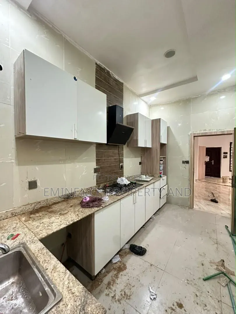4bdrm Duplex in VGC / Ajah for rent