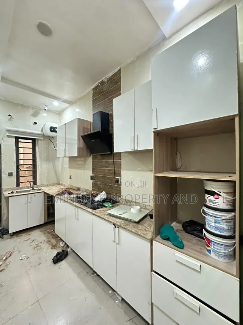 4bdrm Duplex in VGC / Ajah for rent