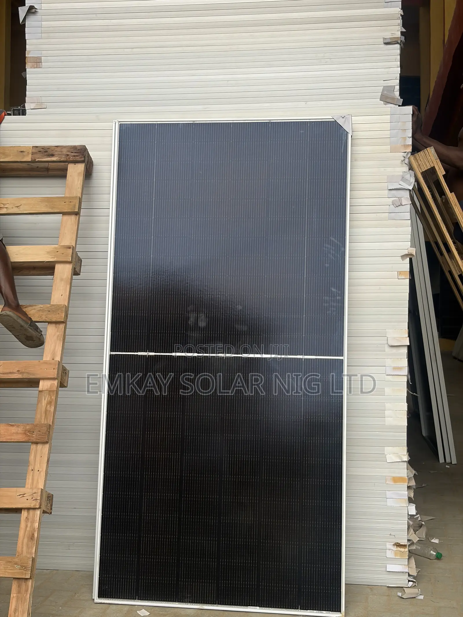Sael Solar Panels 650w