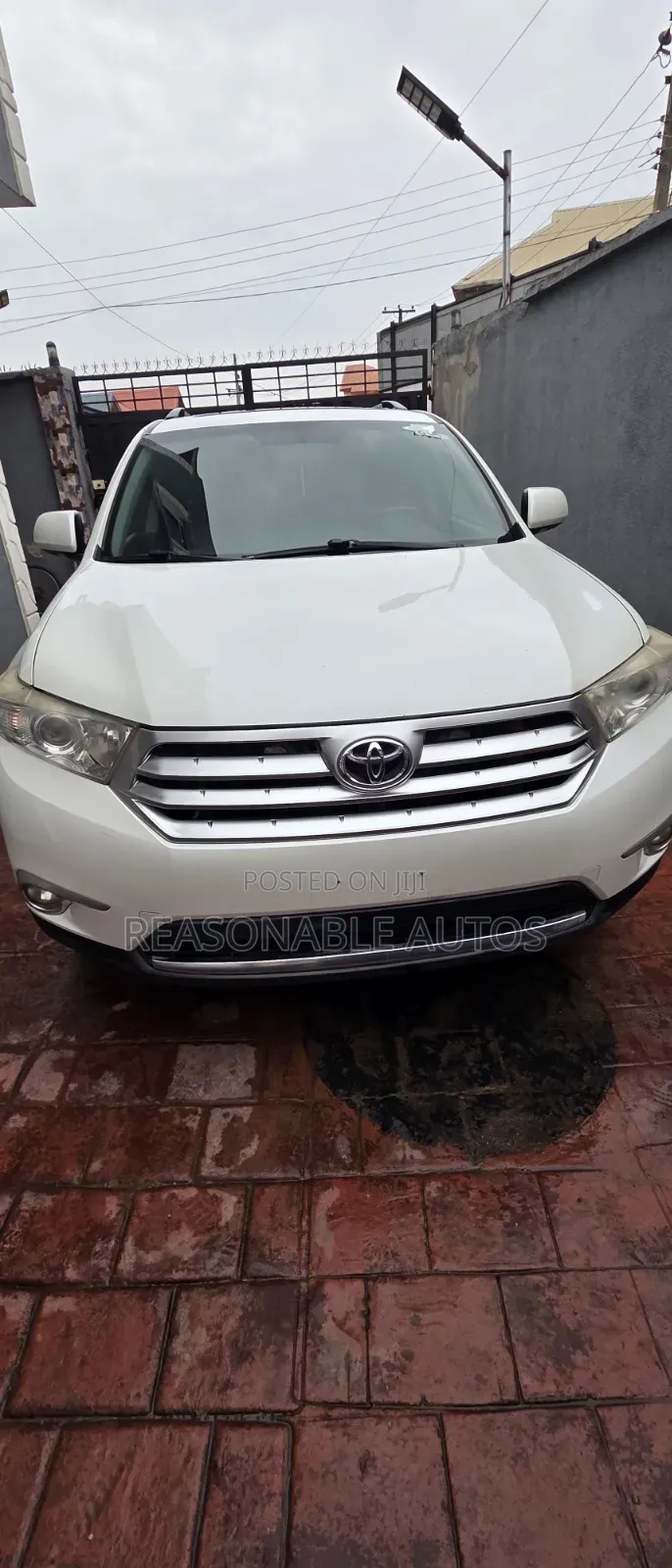 Toyota Highlander Limited 2012 White