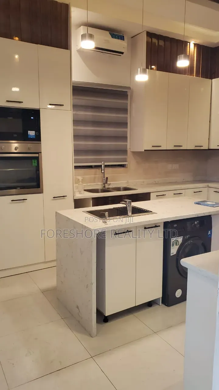 Furnished 3bdrm Apartment in Ikeja Gra for rent