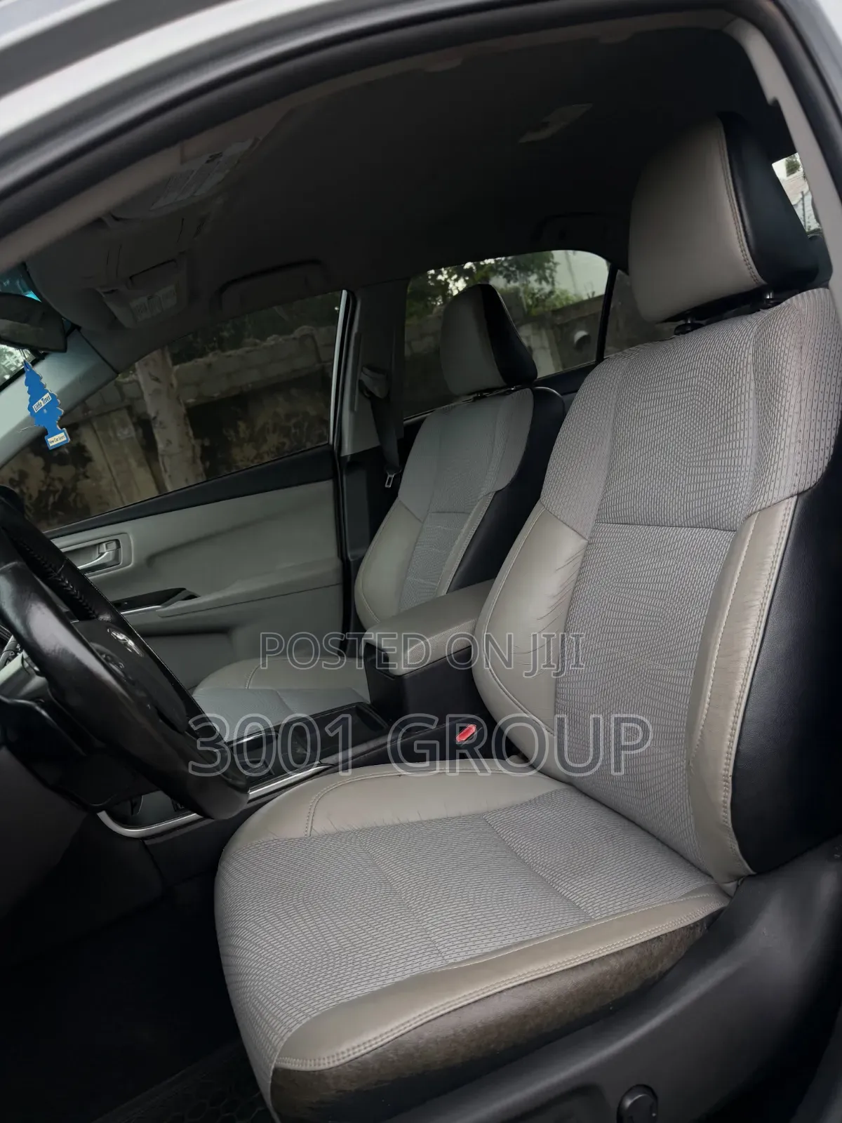 Toyota Camry 2016 Silver
