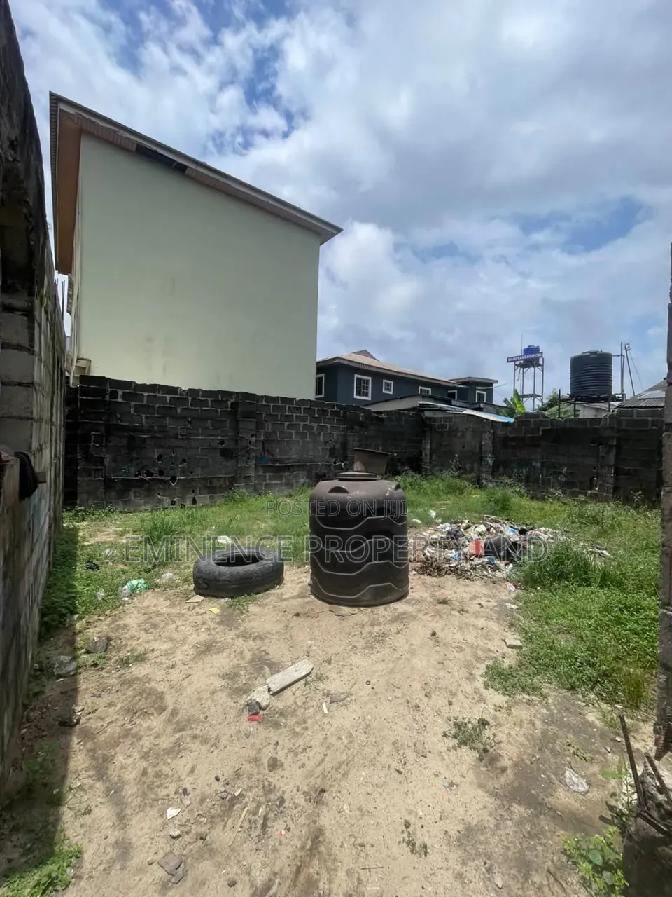 Half Plot of Land Facing Lekki Epe Expressway