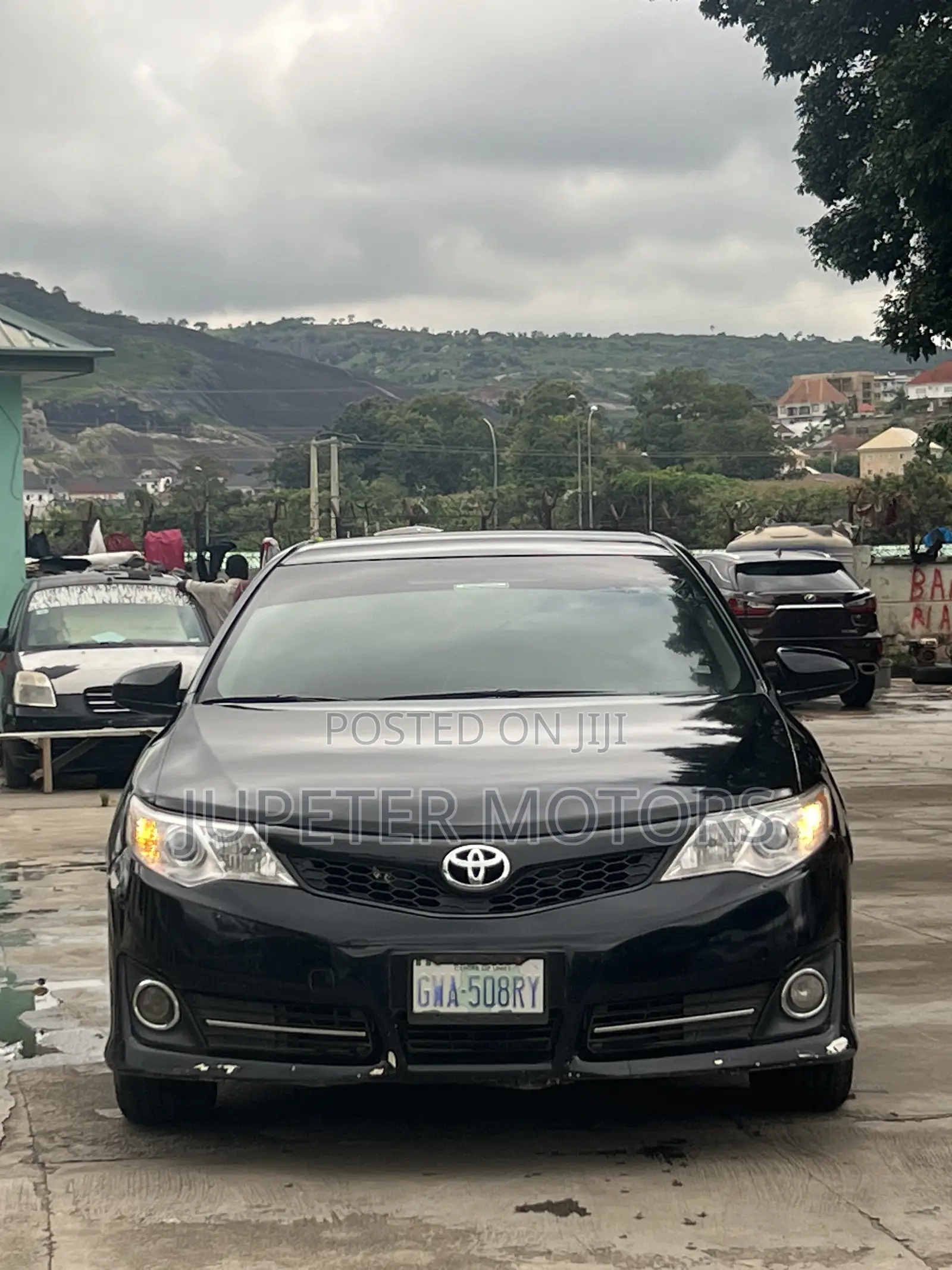 Toyota Camry SE 4dr Sedan (2.5L 4cyl 6A) 2013 Black