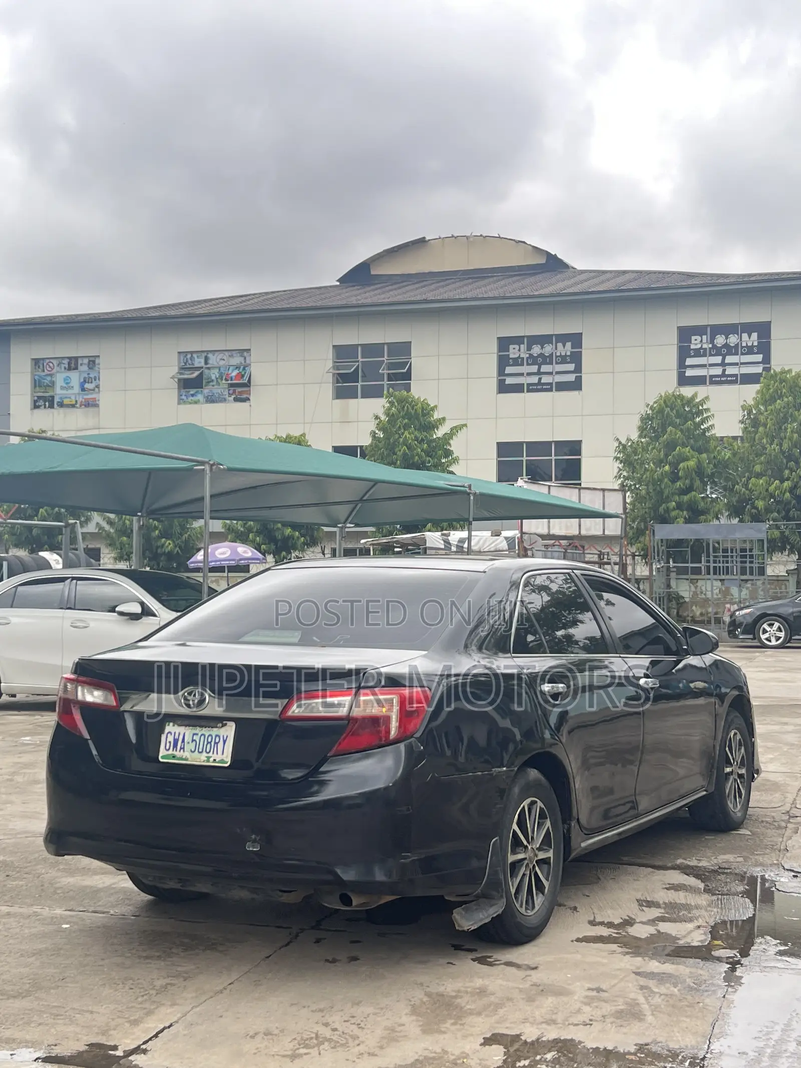 Toyota Camry SE 4dr Sedan (2.5L 4cyl 6A) 2013 Black