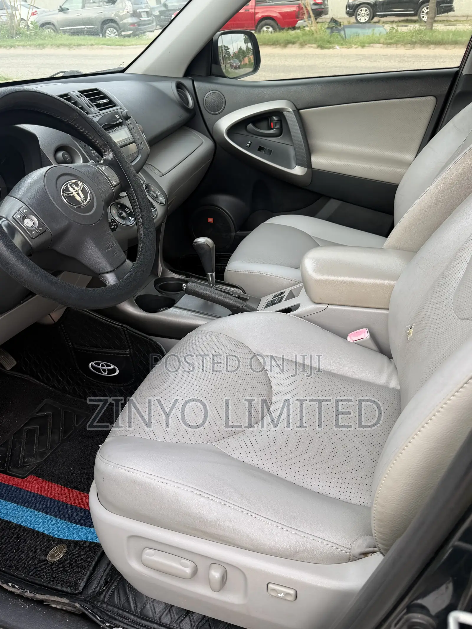 Toyota RAV4 3.5 Limited 4x4 2010