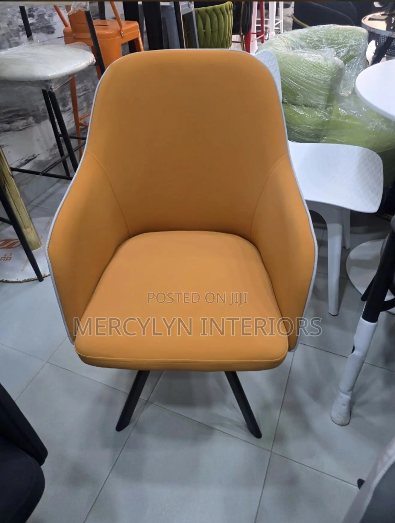 Swivel Accent Chair