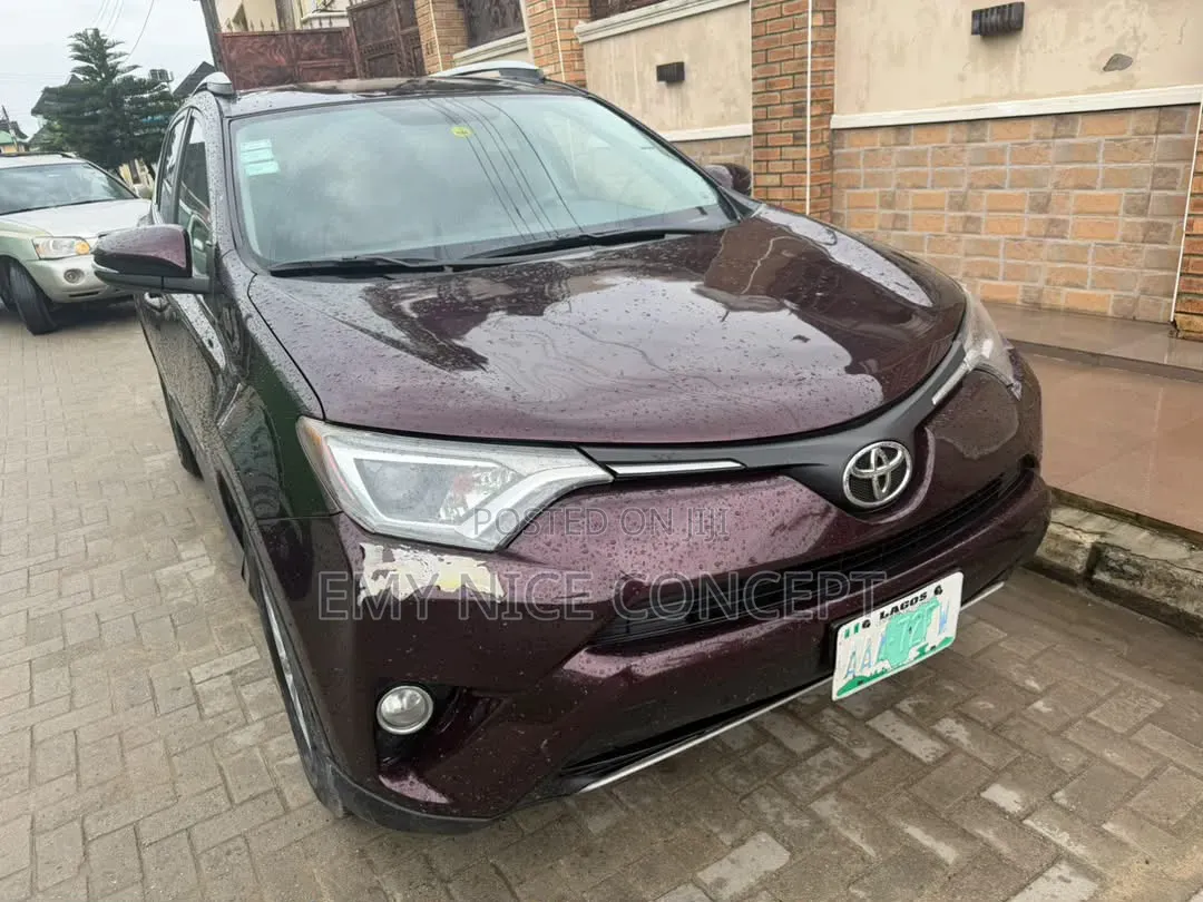Toyota RAV4 LE Front-wheel Drive (2.5L 4cyl 6A) 2016 Red
