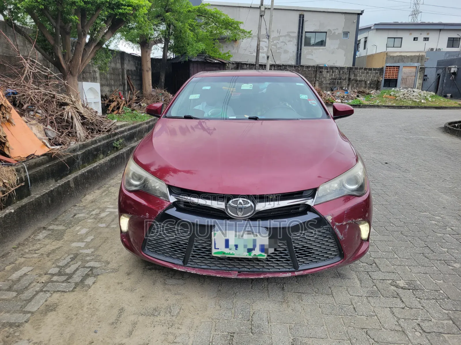 Toyota Camry XSE 4dr Sedan (2.5L 4cyl 6A) 2017 Red