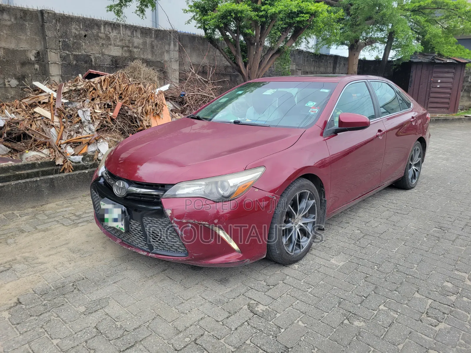 Toyota Camry XSE 4dr Sedan (2.5L 4cyl 6A) 2017 Red