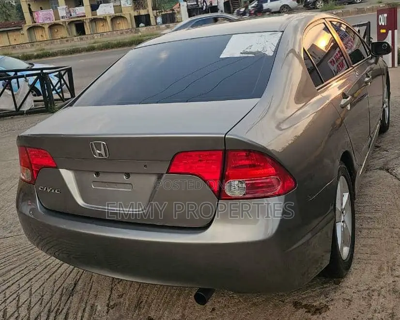 Honda Civic 2008 Gray