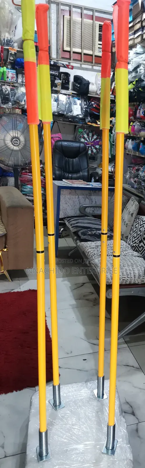 Adjustable Corners Flag