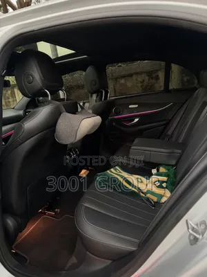 Mercedes-Benz E300 2017 Silver